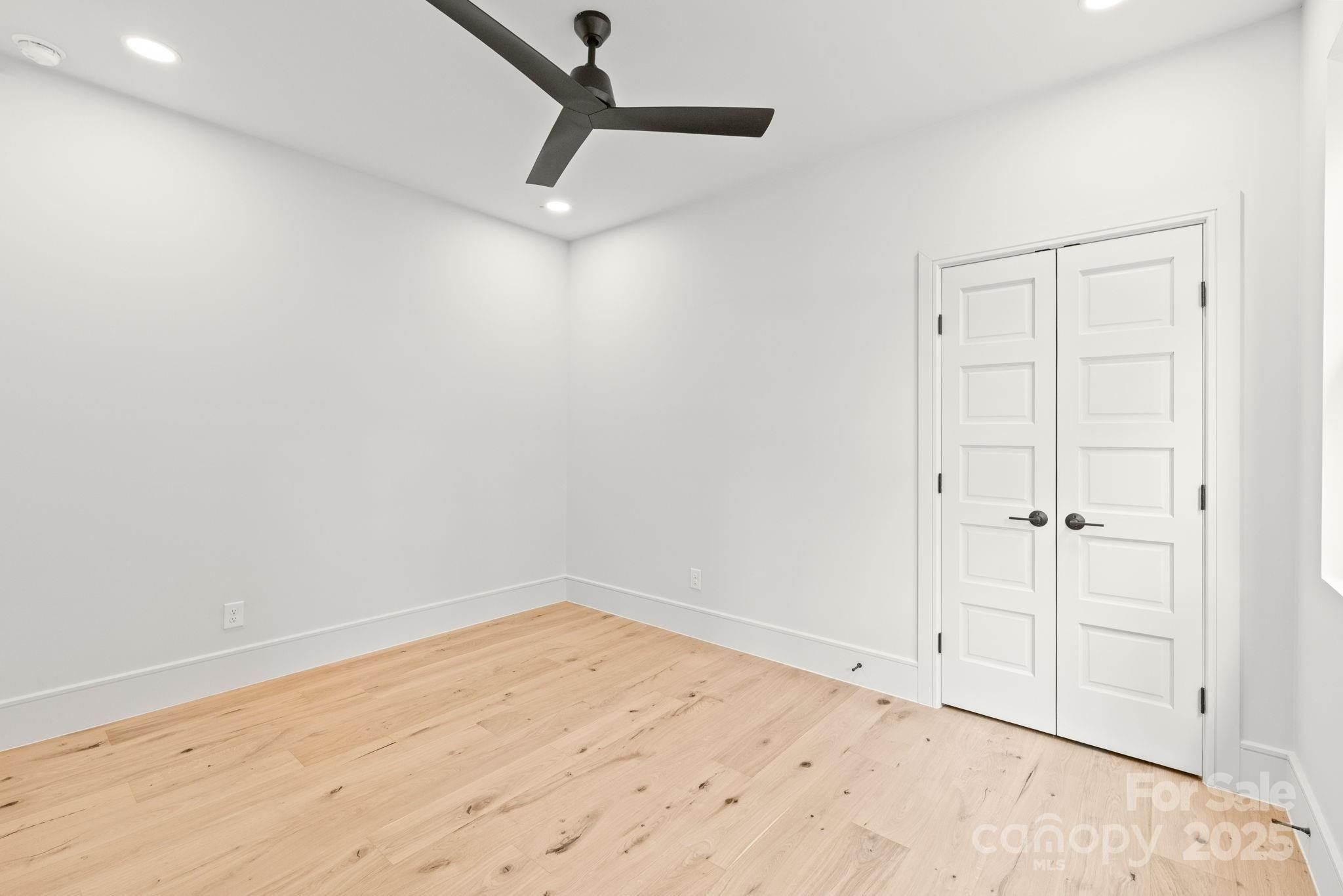 2733 Cowles Road. Charlotte, NC 28208