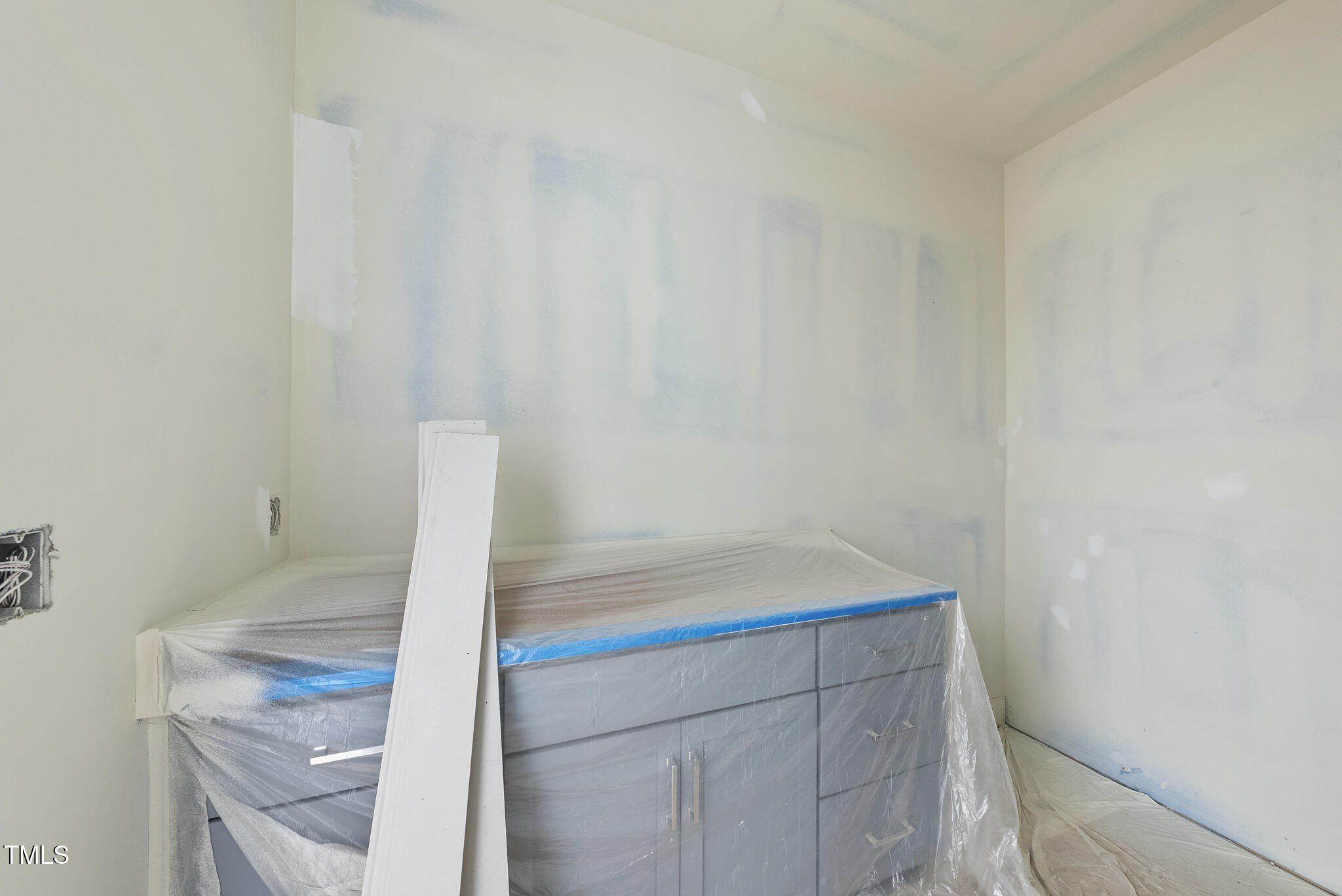 1221 Dixie Trail. Raleigh, NC 27607