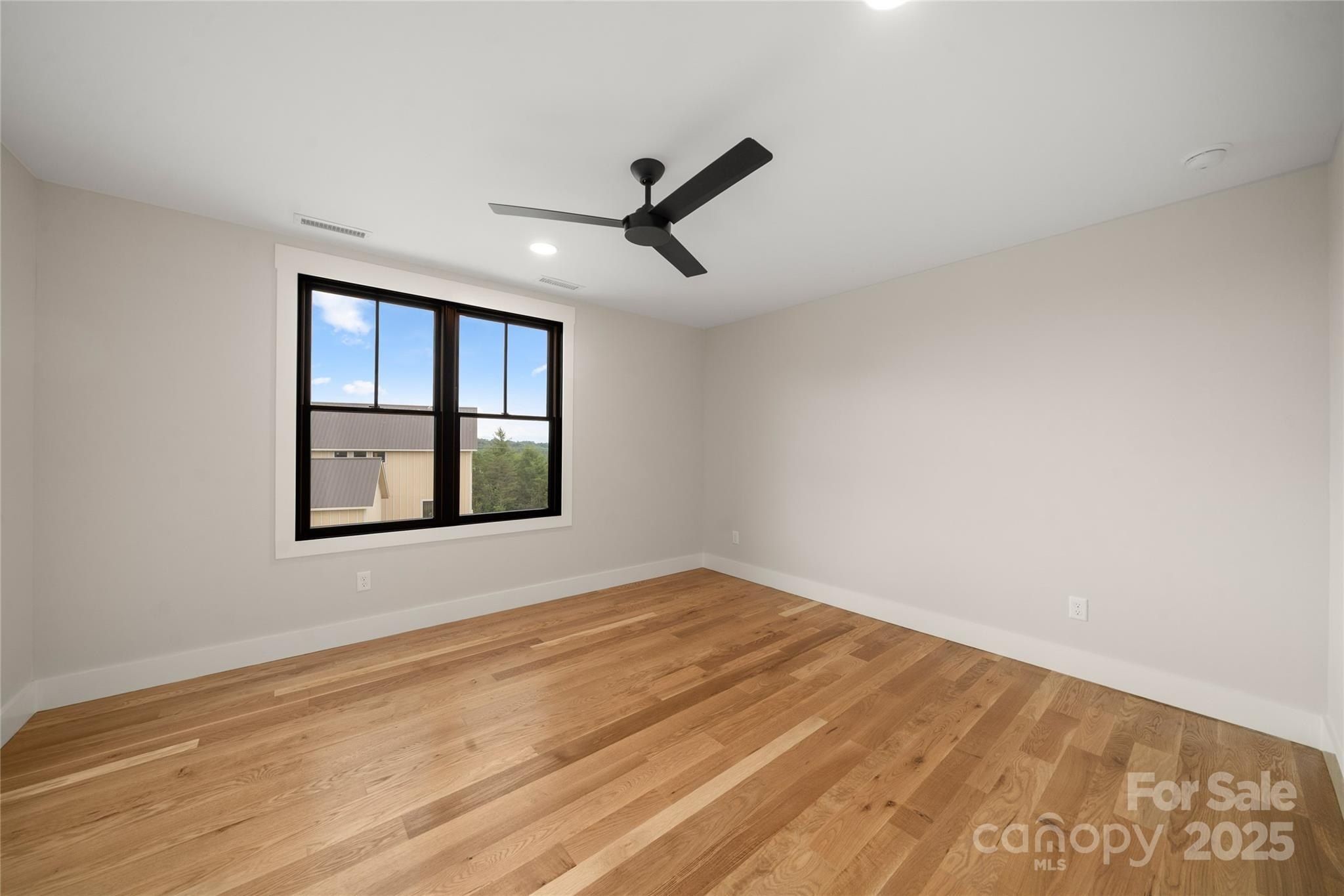 233 Westridge Farm Road Unit 23. Asheville, NC 28804