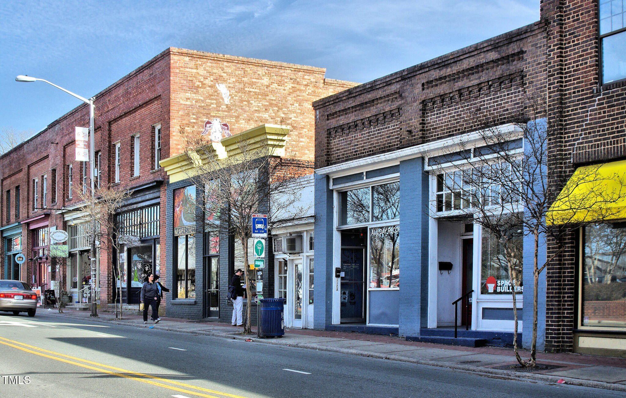 140 Two Hills Drive Unit 302C. Carrboro, NC 27510