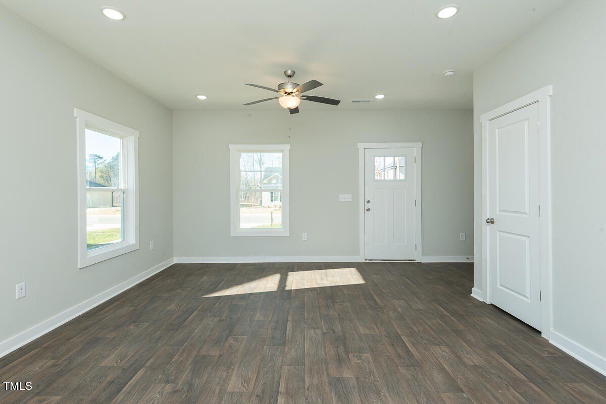 1029 Pinnix Loop. Burlington, NC 27217