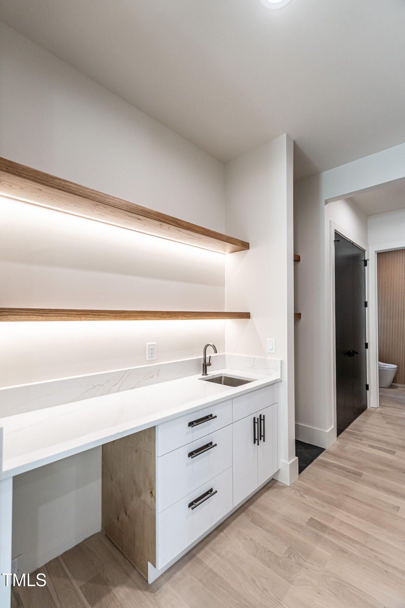 425 Warren Avenue. Cary, NC 27511