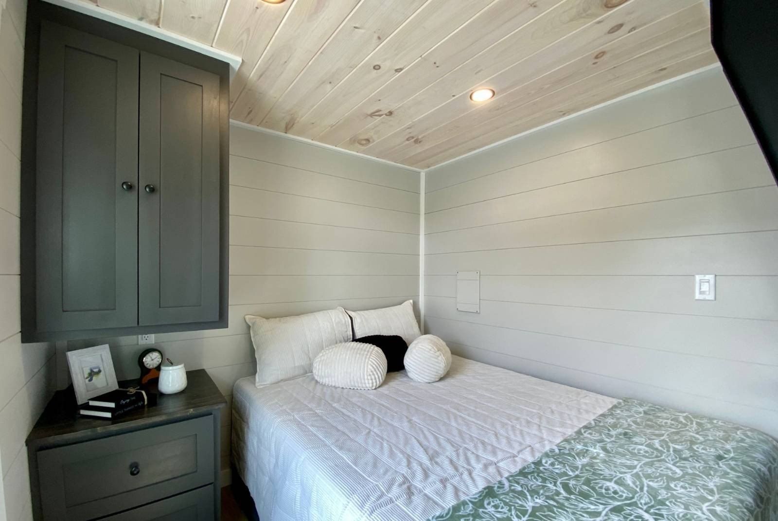 126 Misty Knoll Way. Flat Rock, NC 28731