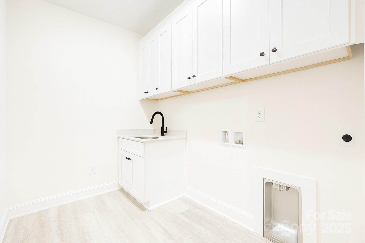 8307 Adrian Court. Charlotte, NC 28270