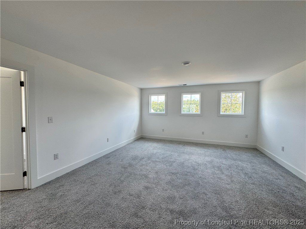 166 Peeler Circle. Raeford, NC 28376