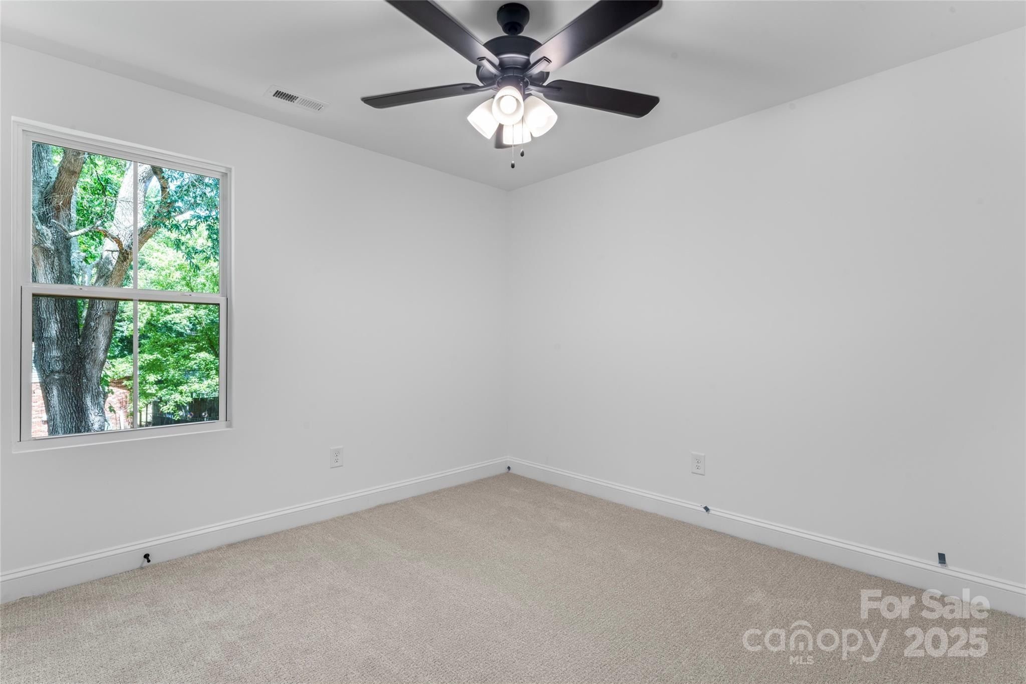 802 Patricia Avenue. Harrisburg, NC 28075