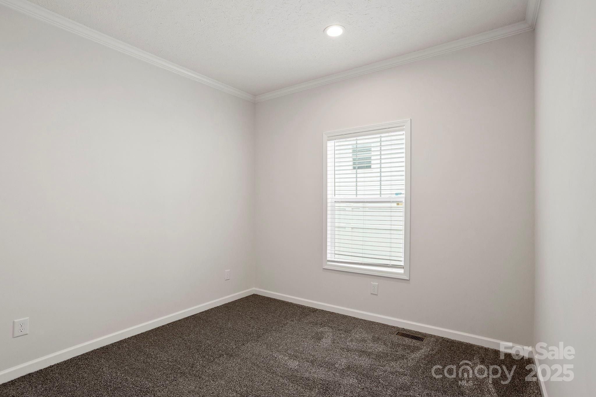 128 Bellamy Road Unit 14. Asheville, NC 28806