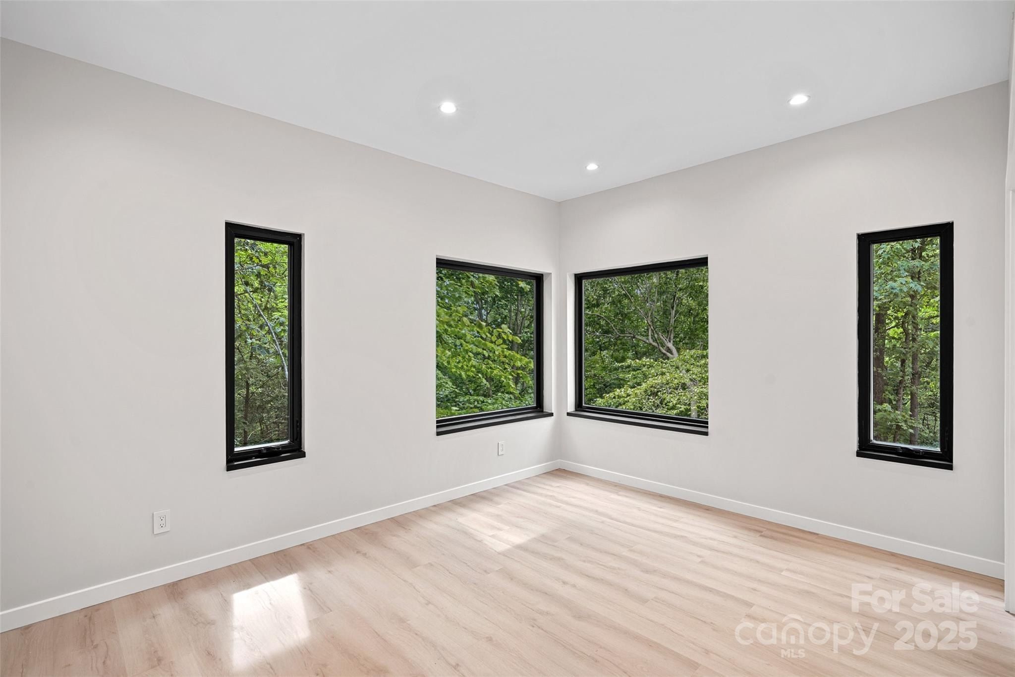 801 Autumnwood Lane. Charlotte, NC 28213