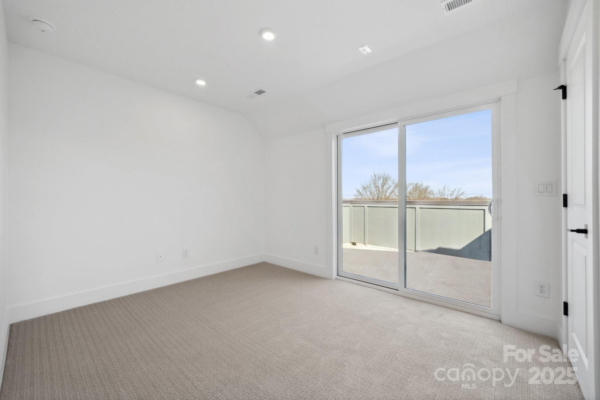 3630 S Tryon Street Unit 22. Charlotte, NC 28217