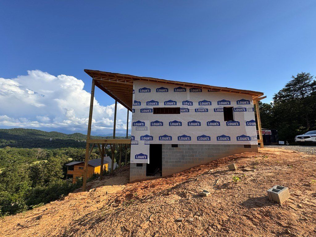 134 Mistletoe Ridge. Murphy, NC 28906