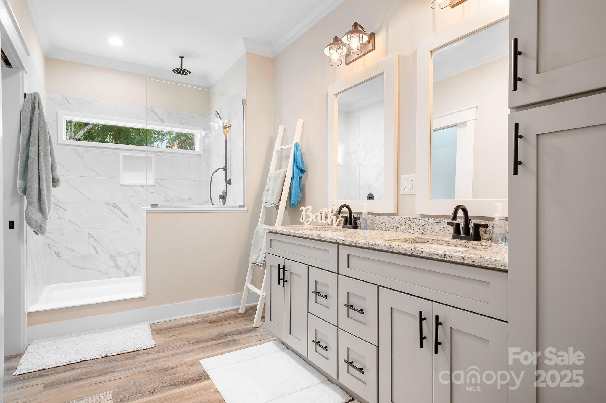 428 Florence Circle. Statesville, NC 28625