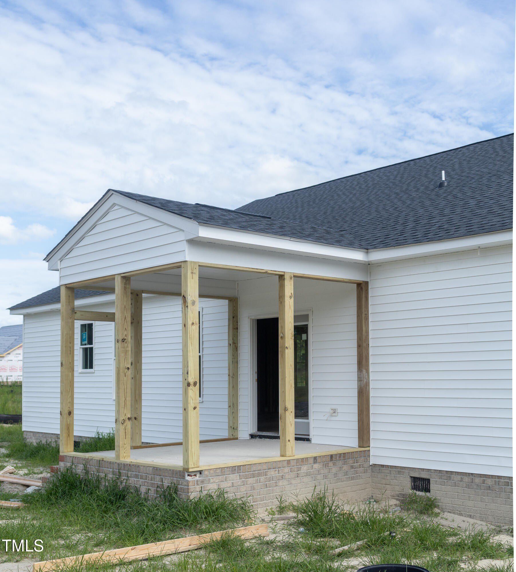 141 Little Lady Trail. Zebulon, NC 27597