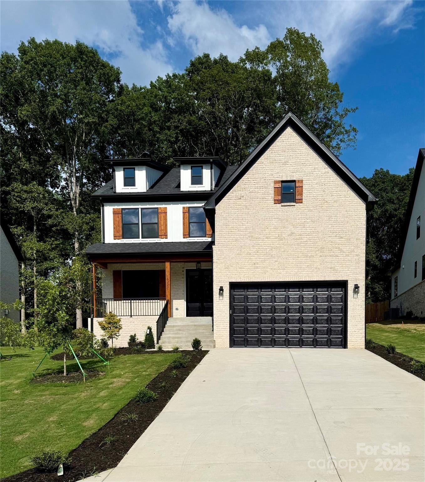 16325 Riverpointe Drive. Charlotte, NC 28278