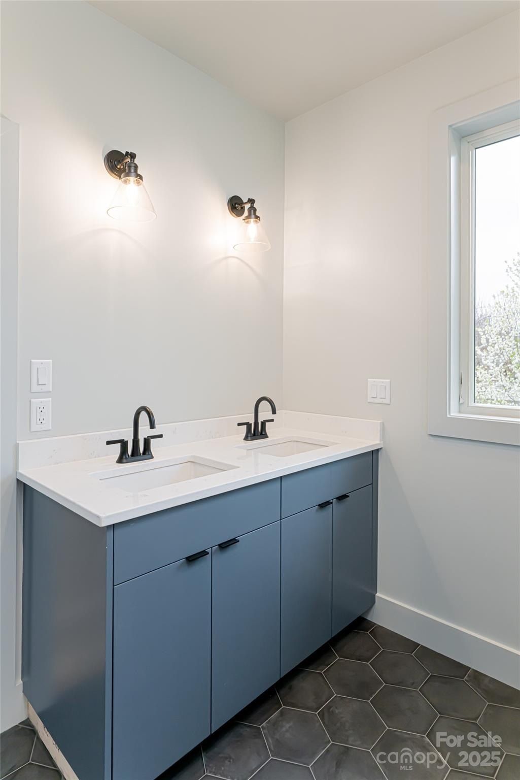 30 Fern Street. Asheville, NC 28803