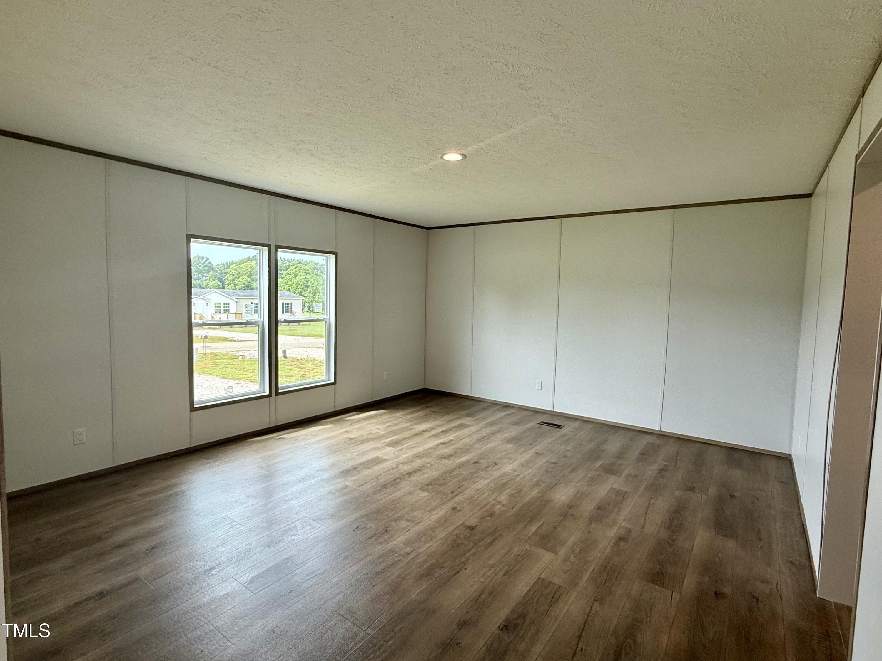 103 Cottonwood Court. Kenly, NC 27542