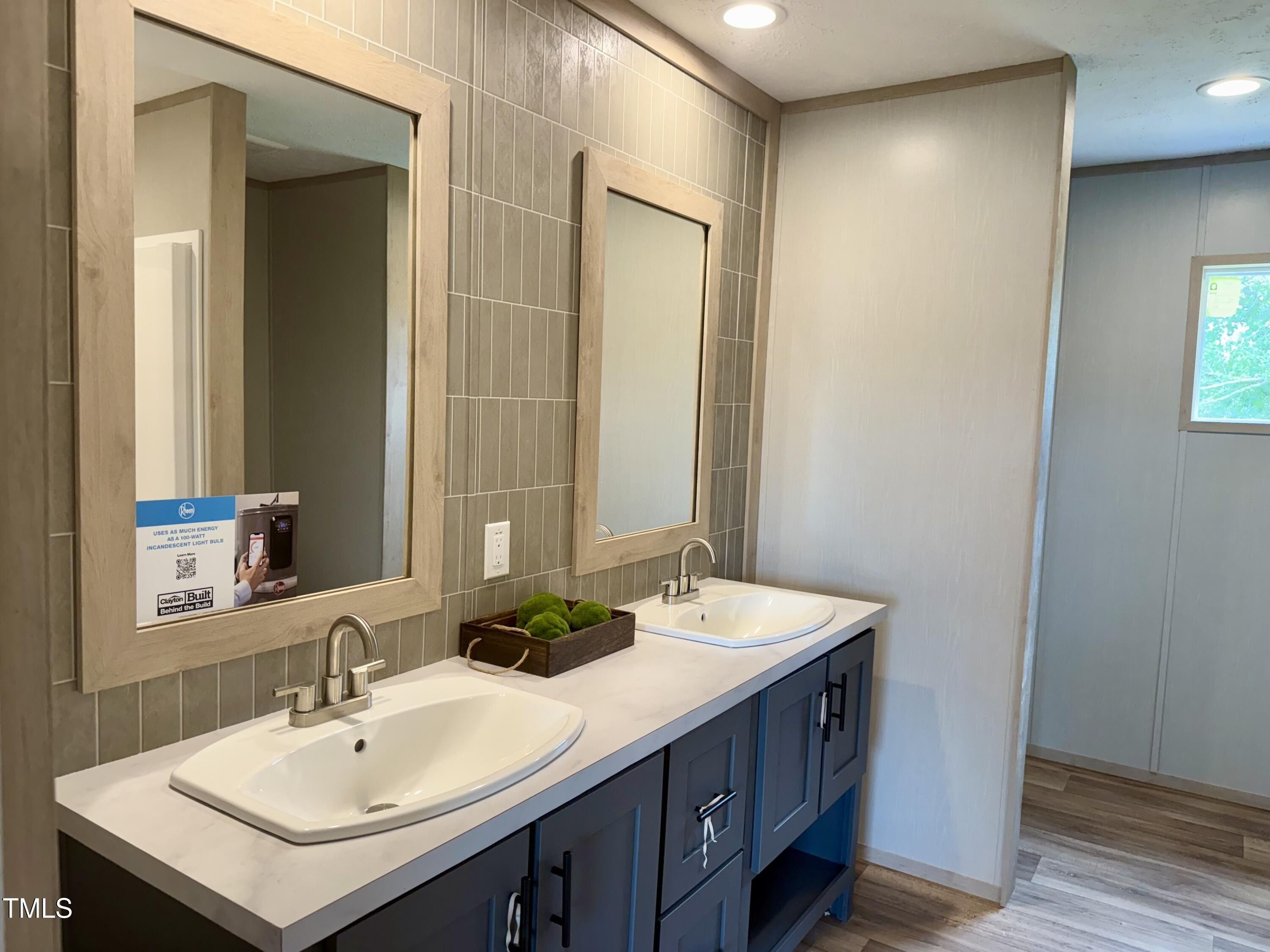 101 Cottonwood Court. Kenly, NC 27542