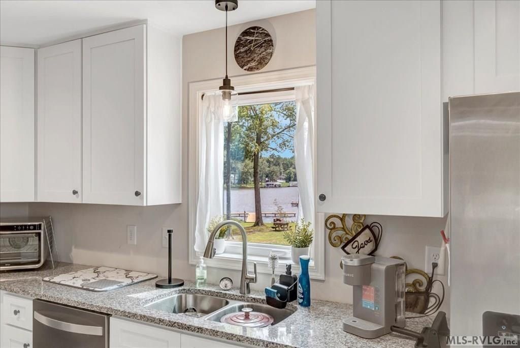 135103 Gaston Pointe Drive. Littleton, NC 27850