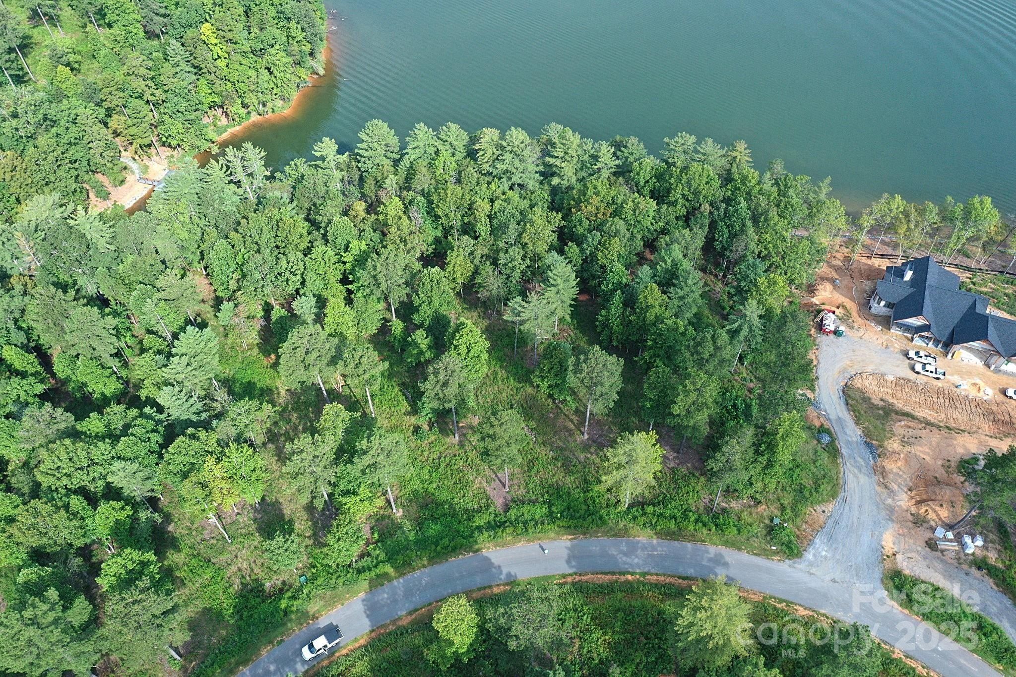 2199 Castle Peak Mountain Unit 140. Connelly Springs, NC 28612