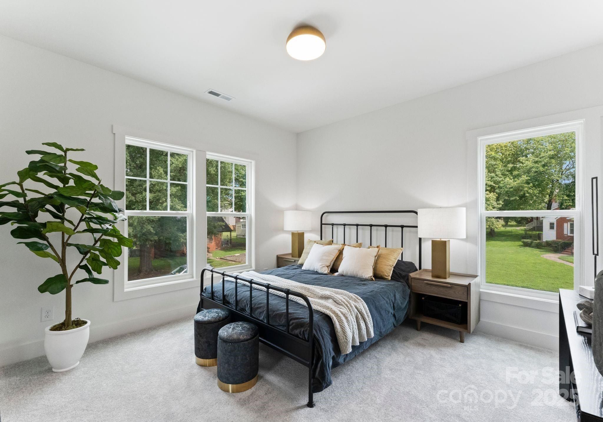 3714 Rogers Street. Charlotte, NC 28208