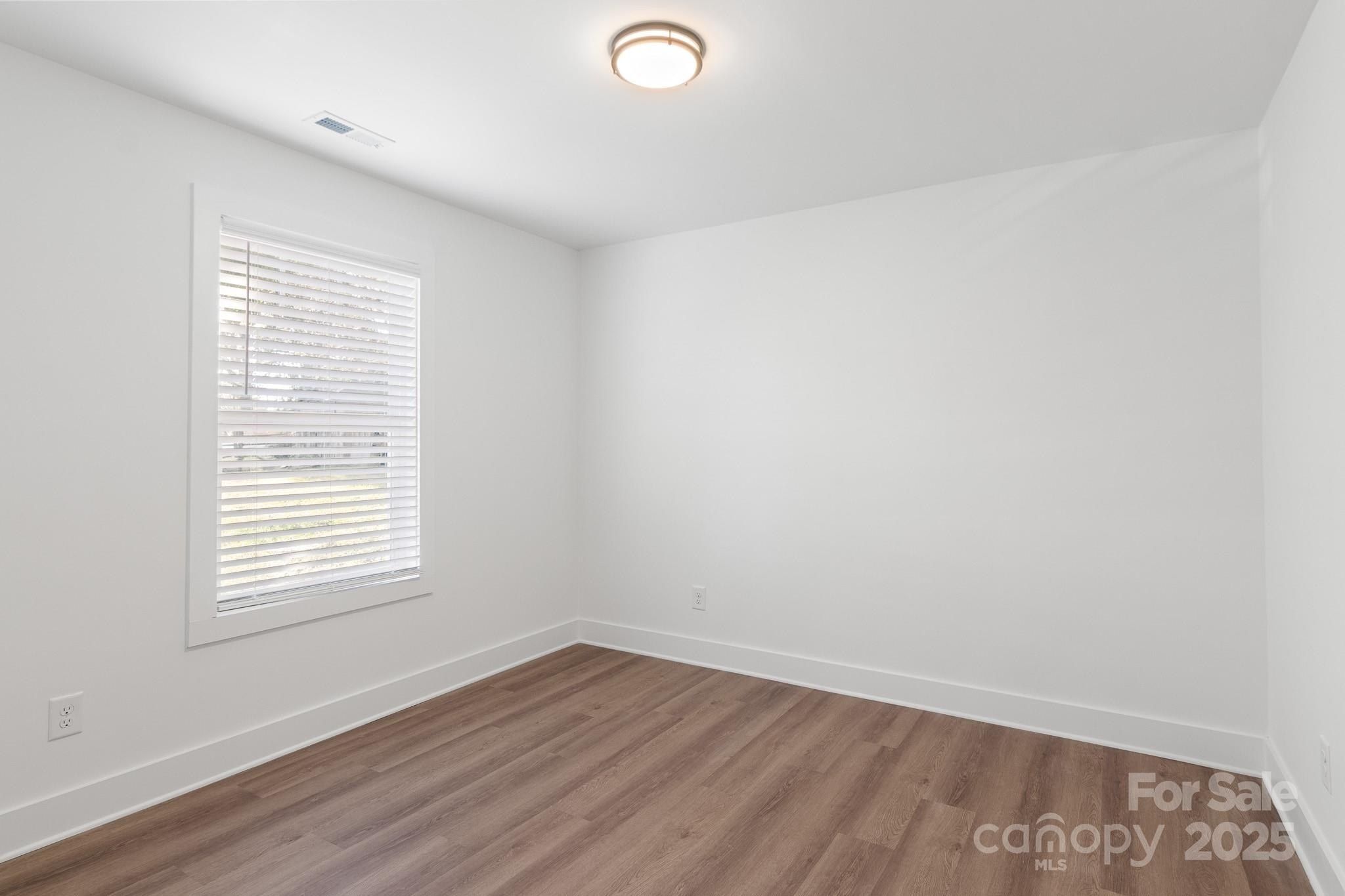 2022 4Th Street Sw. Hickory, NC 28602