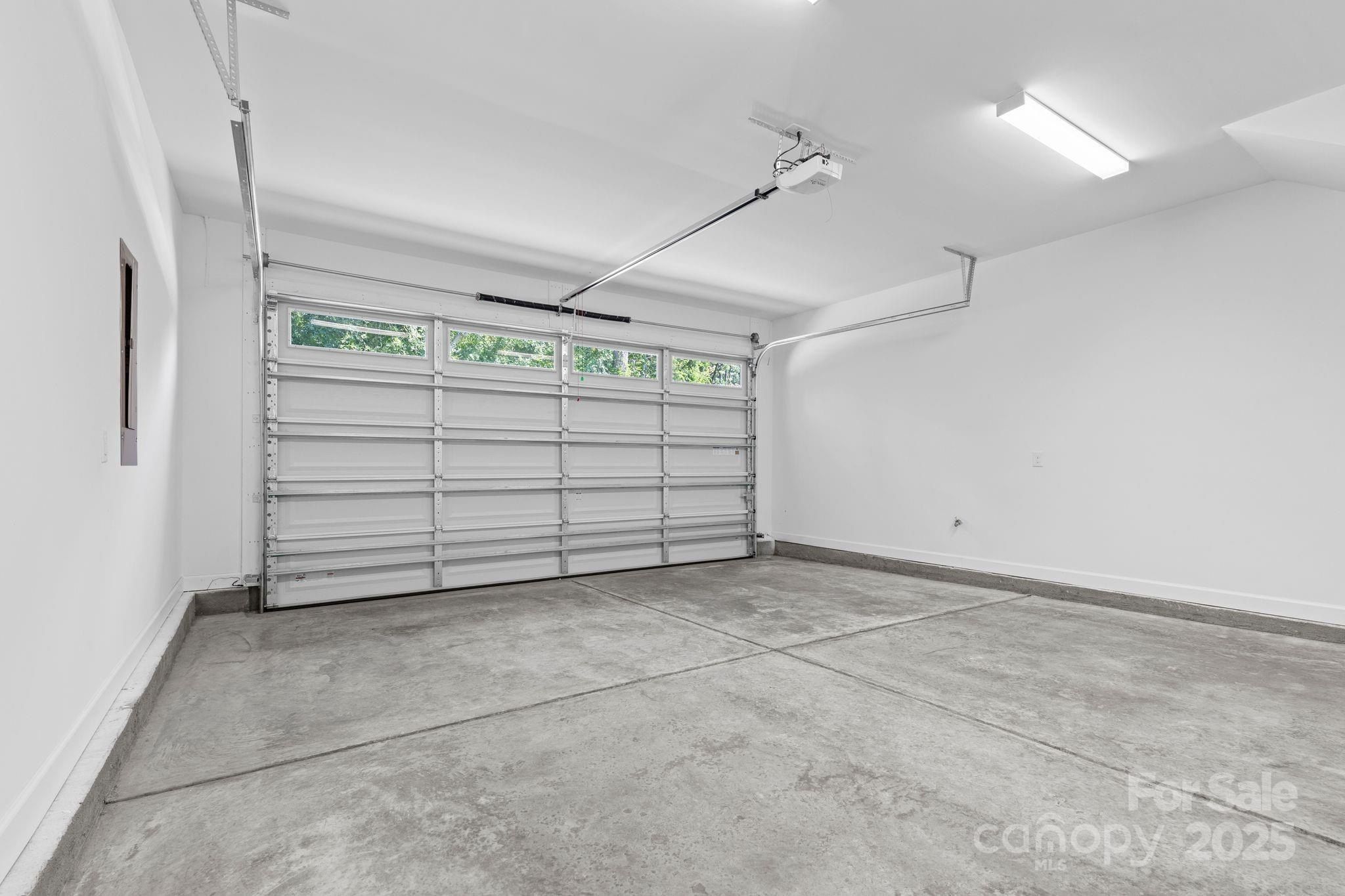 3956 Hager Drive. Charlotte, NC 28208