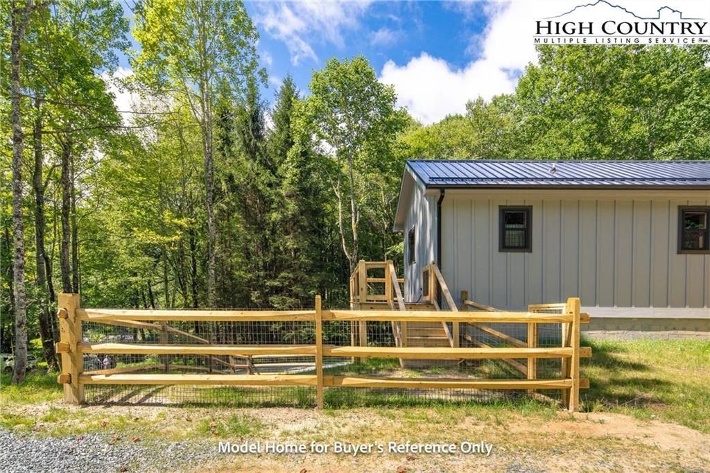 490 Laurelwood Lane. Boone, NC 28607