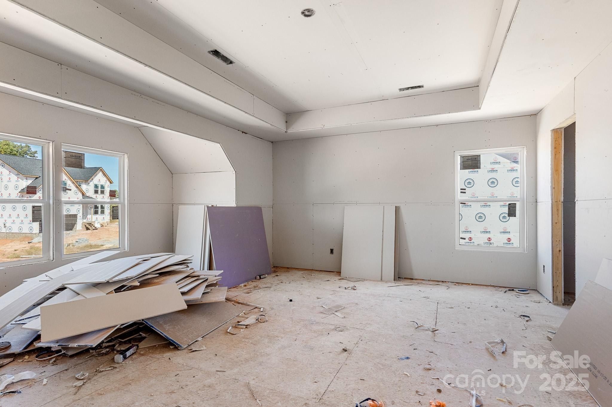 115 Indian Wells Court. Harmony, NC 28634