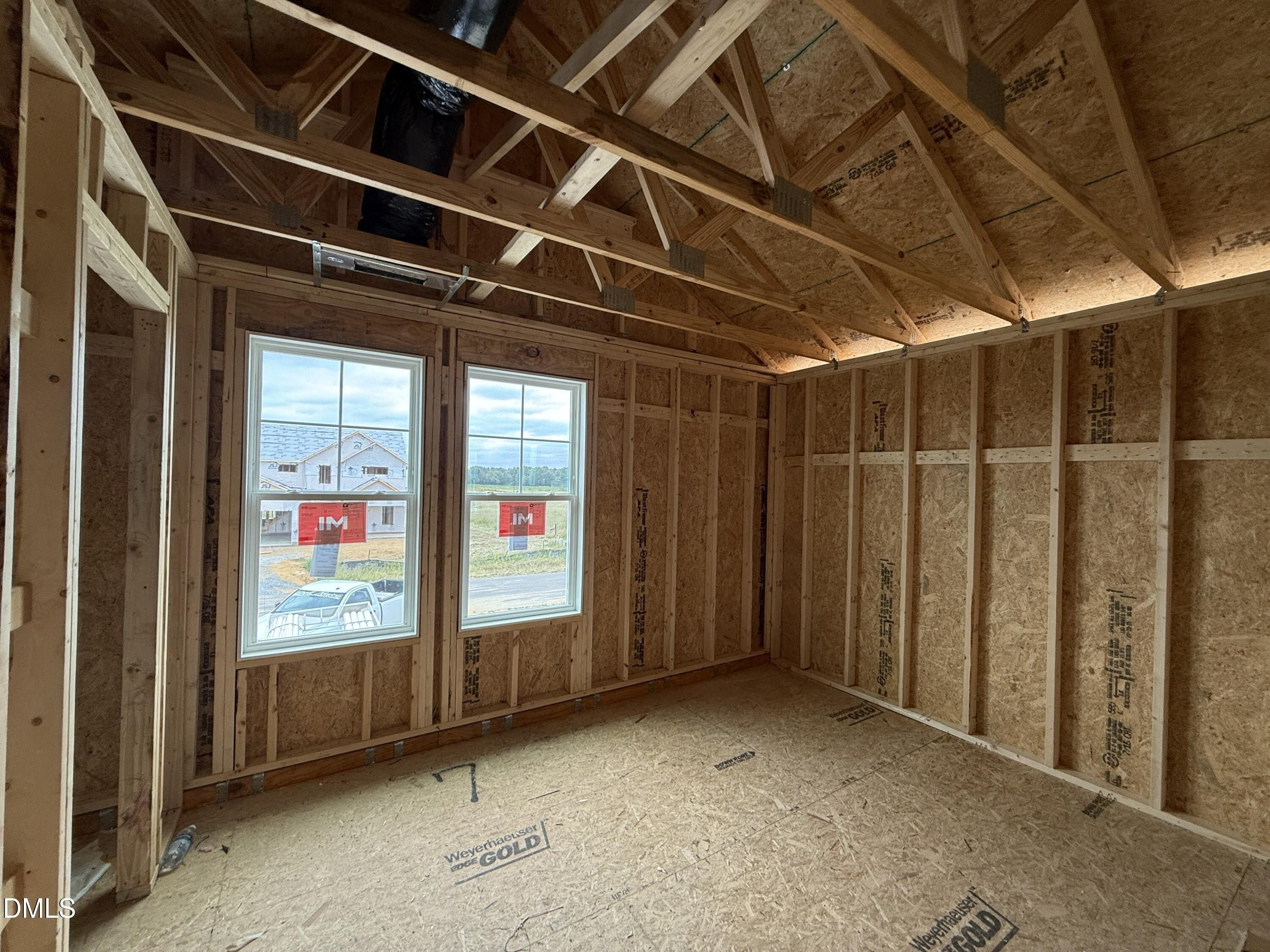 35 Littlefield Lane. La Grange, NC 28551