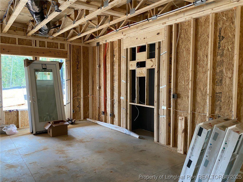 3837 Bankergate Court. Fayetteville, NC 28311