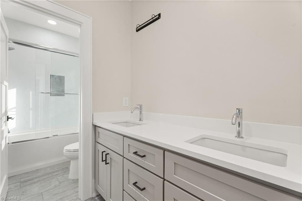 1348 Maple Chase Lane. Winston-Salem, NC 27106