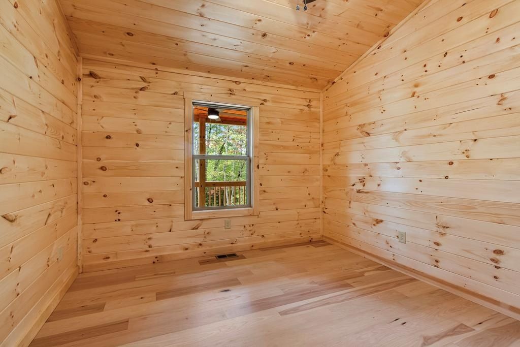 Lot 10 Glennwood Estates Drive. Murphy, NC 28906