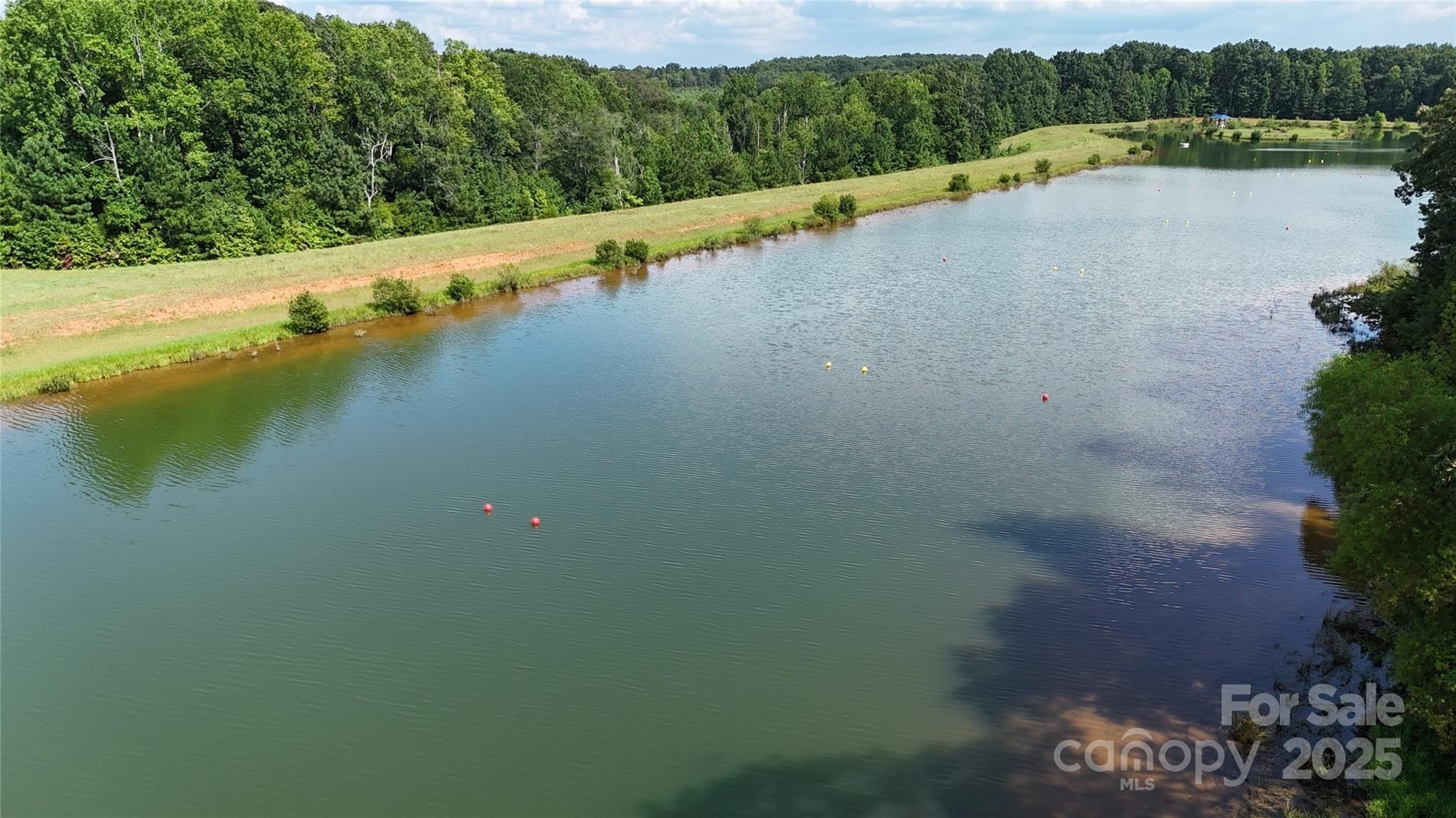 4604 Mirror Lake Drive. Catawba, NC 28609