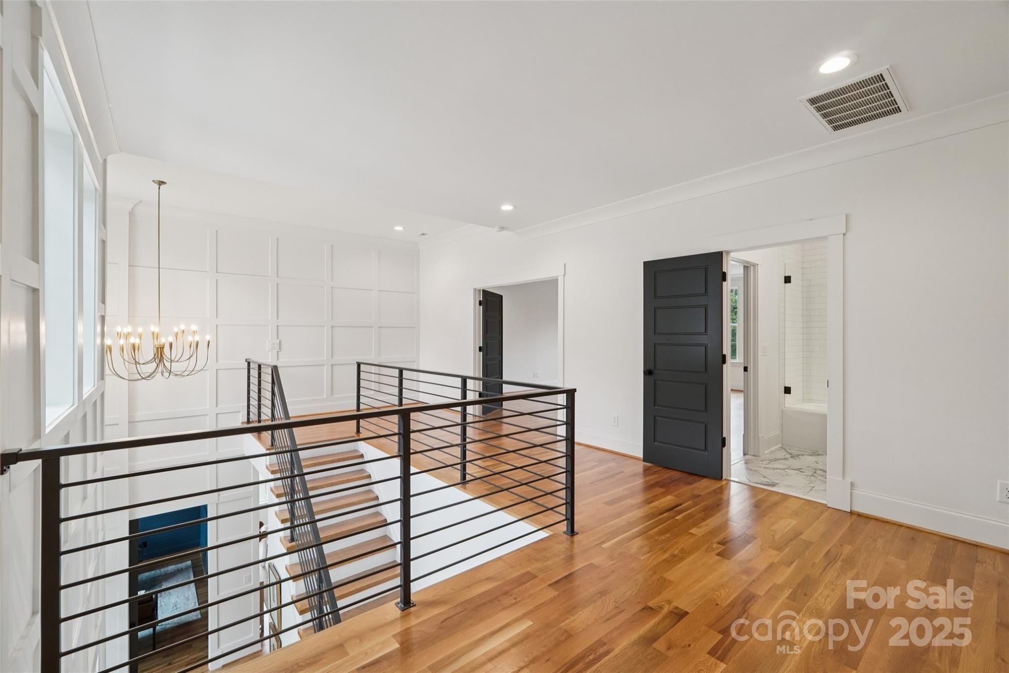 144 Sardis Lane. Charlotte, NC 28270