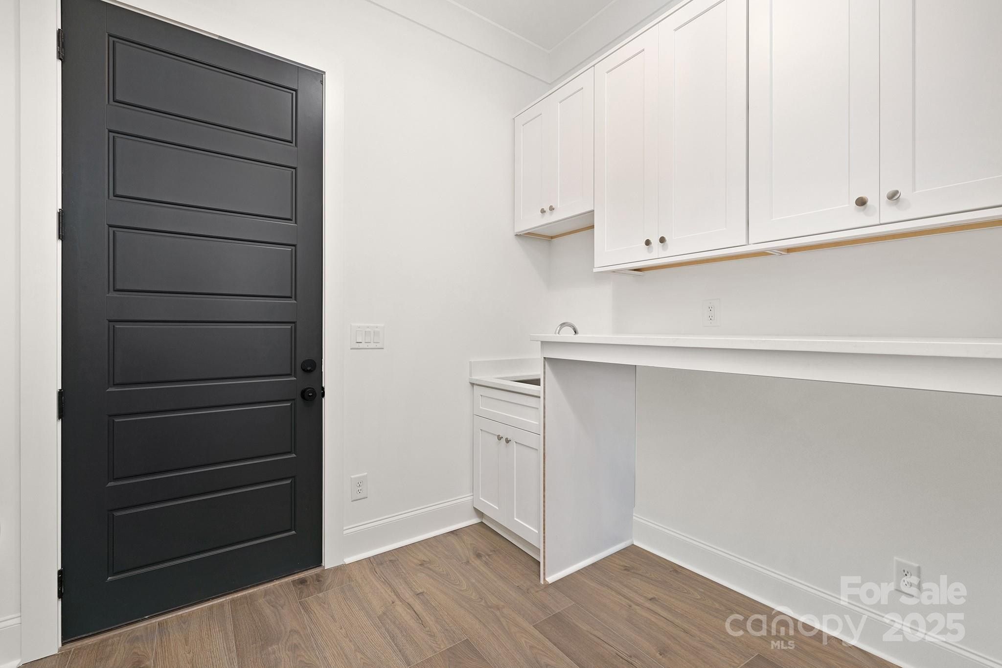 4609 Firethorn Court. Denver, NC 28037