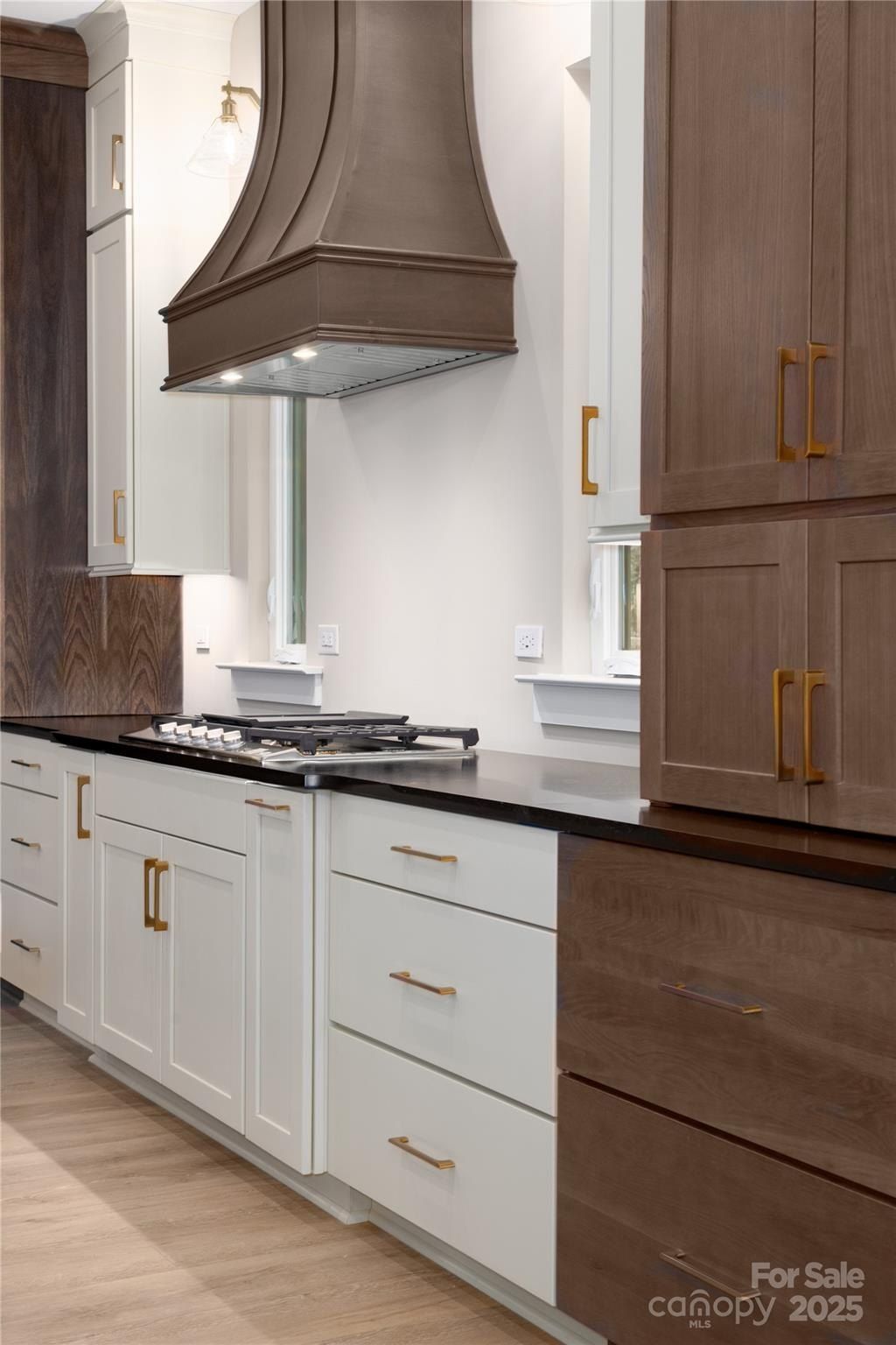 4488 Mirror Lake Drive. Catawba, NC 28609