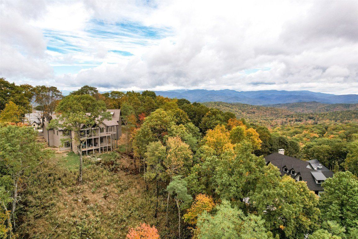 521 Misty Ridge Trail Lot D19. Glenville, NC 28736