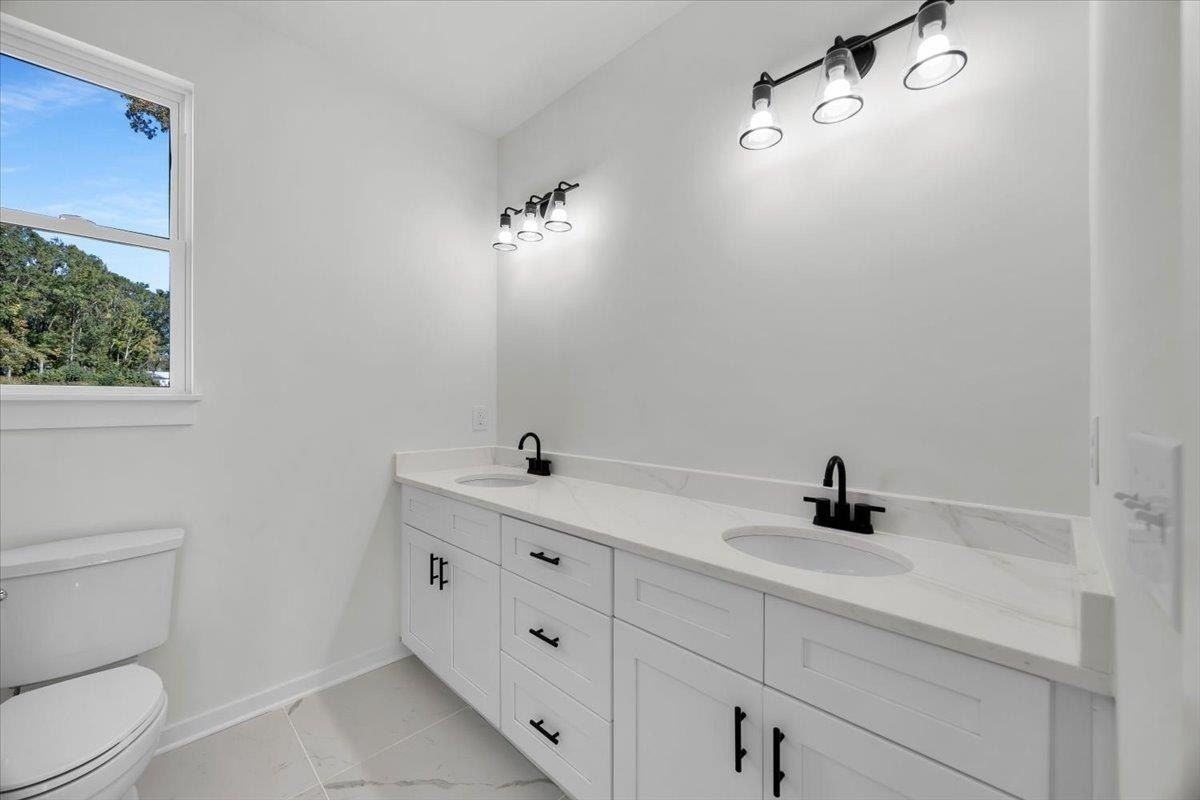 197 Eastbrook Drive. Southern Pines, NC 28388