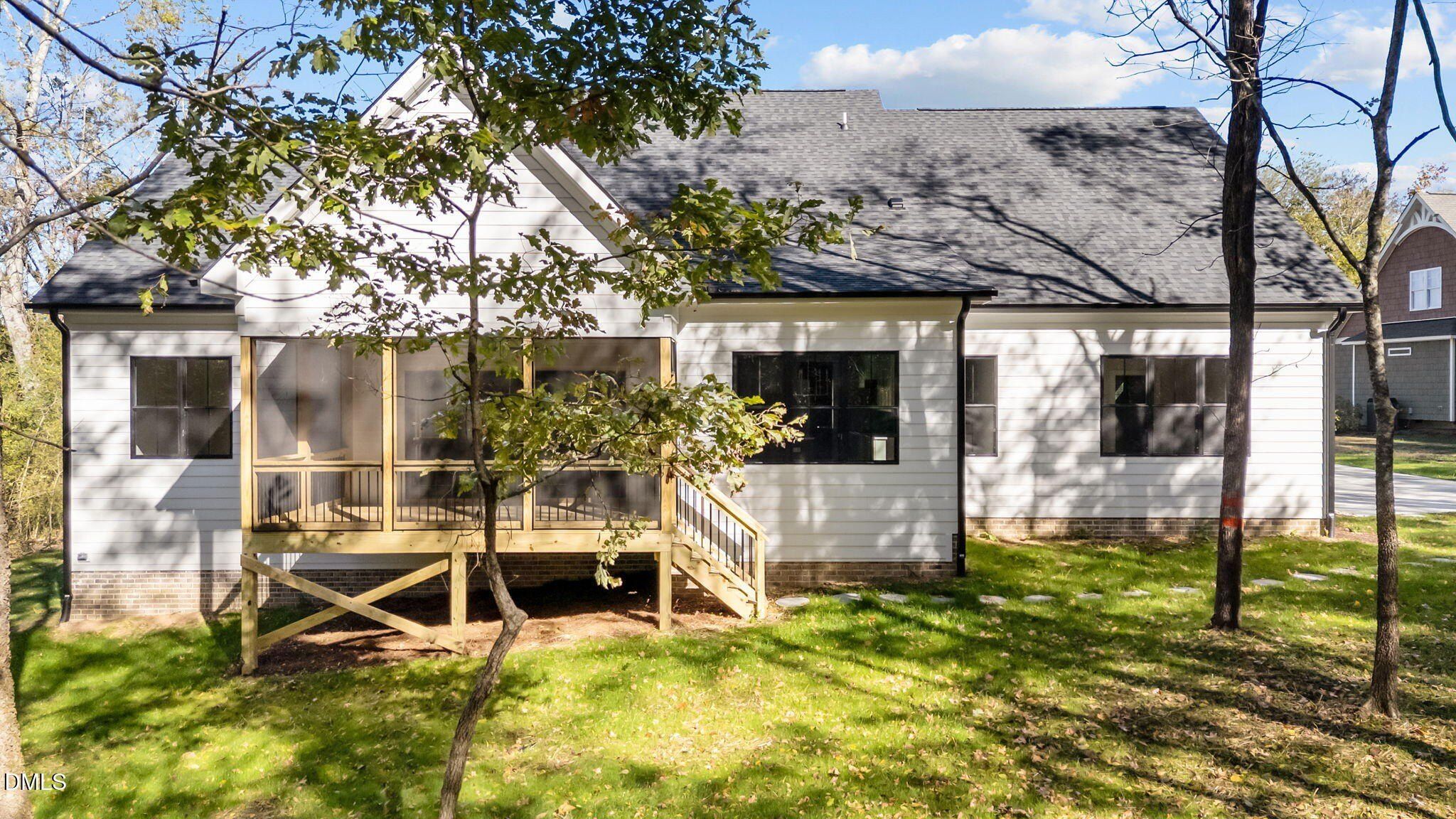 1100 Waterstone Lane. Henderson, NC 27537