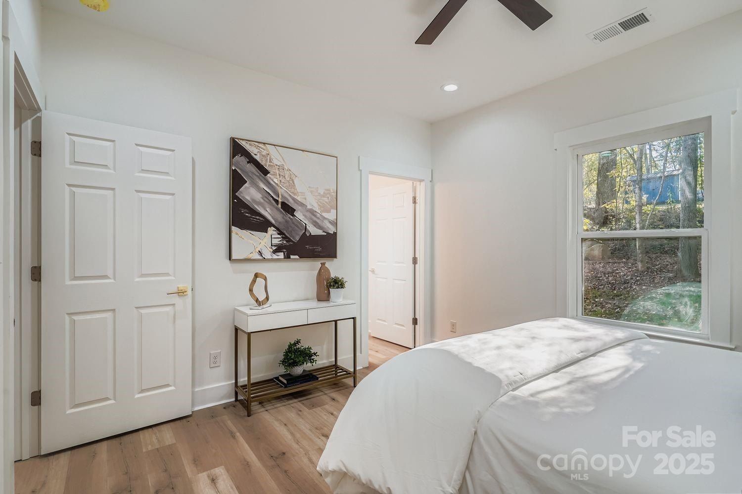 735 Morningside Drive. Mount Holly, NC 28120