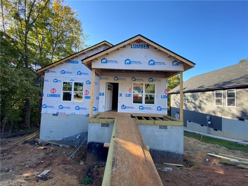 703 Langford Avenue. High Point, NC 27260