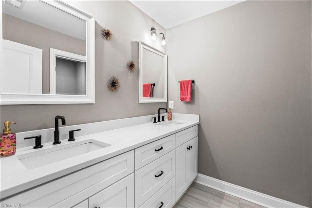 4610 Johnson Creek Court. Clemmons, NC 27012