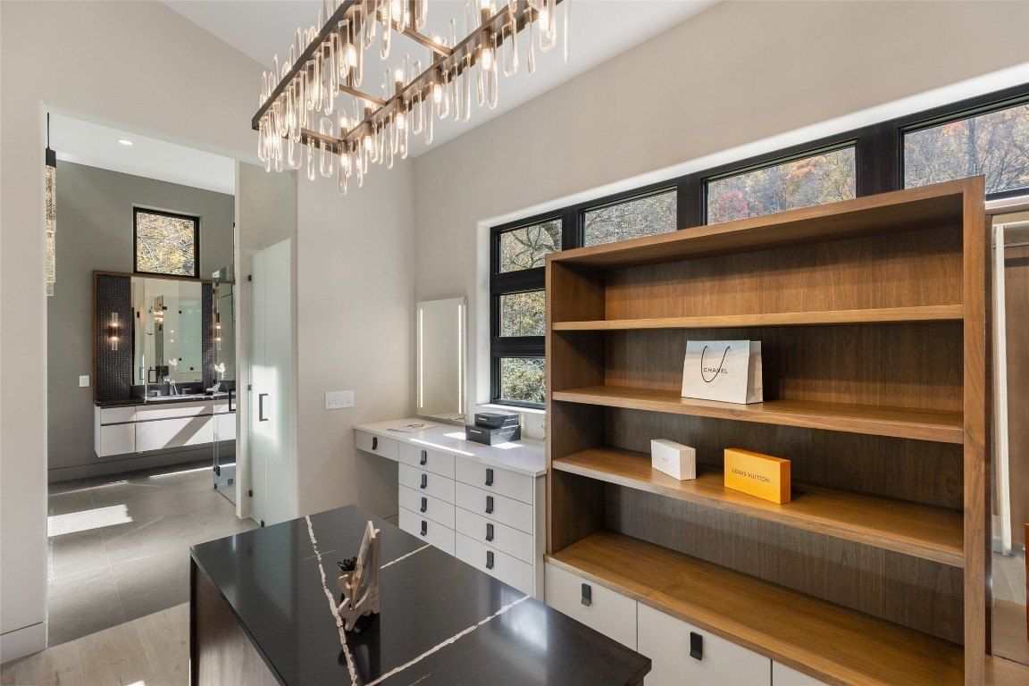 1616 N 4Th Street. Highlands, NC 28741