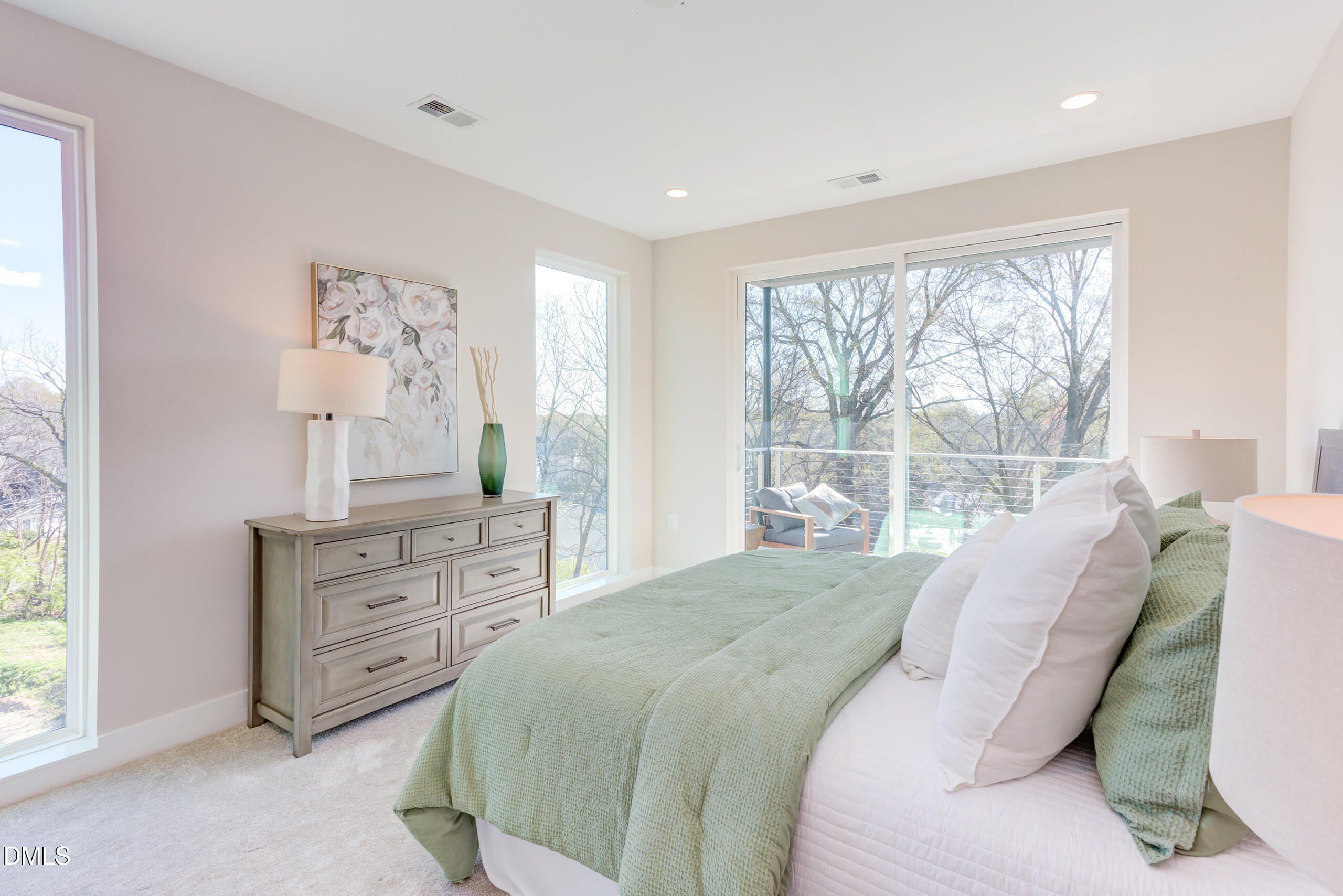 610 N Roxboro Street Unit 21. Durham, NC 27701