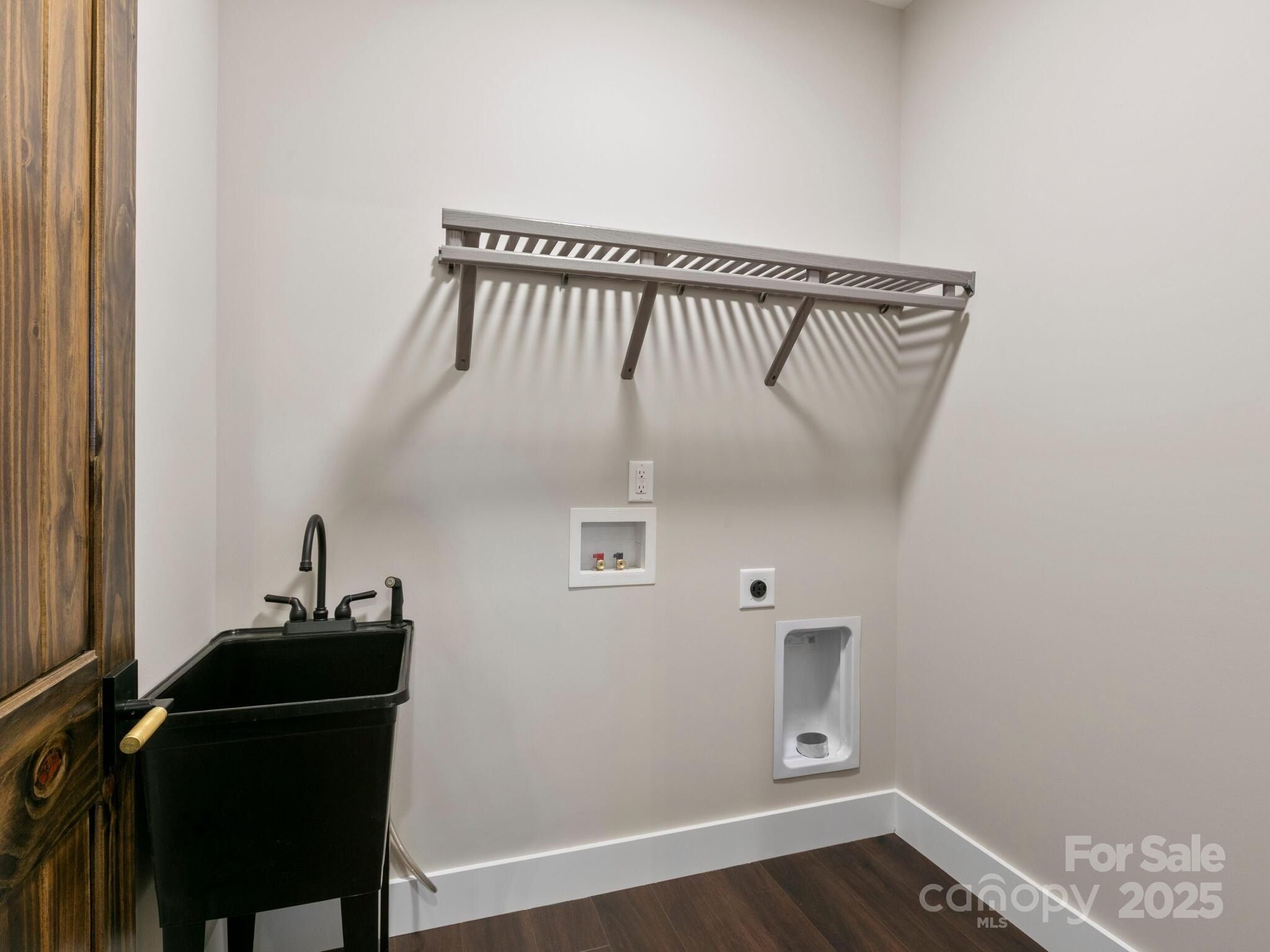 3 Erin Glen Court. Fairview, NC 28730