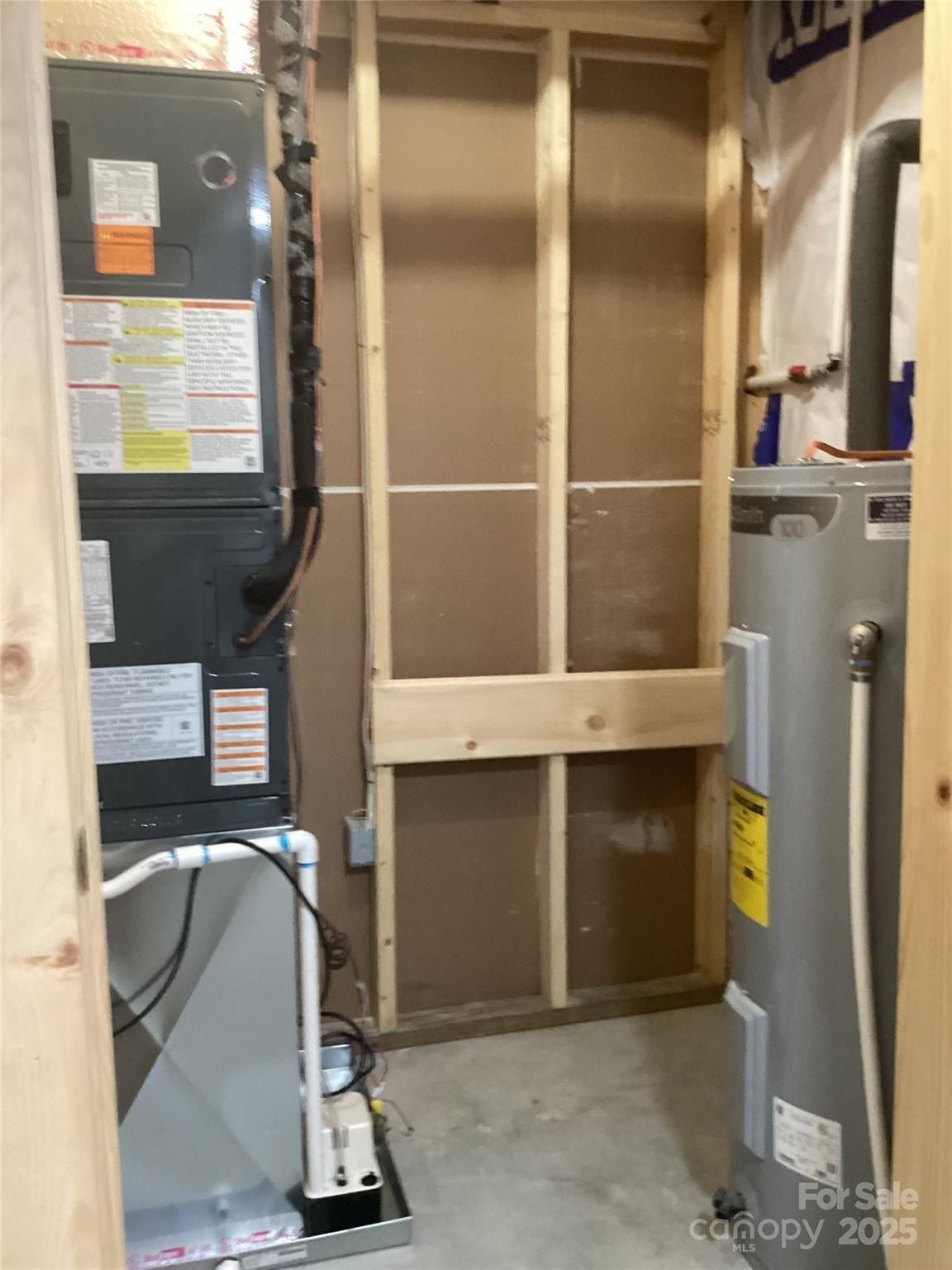 212 Brigsy Lane. Whittier, NC 28789