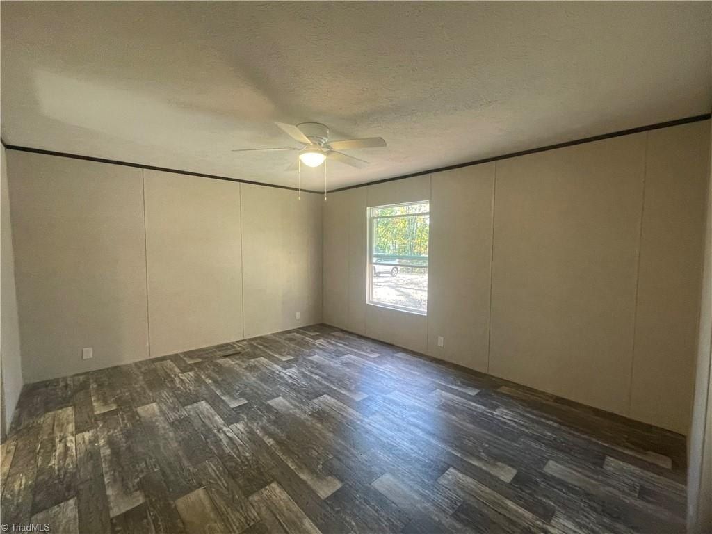 154 Lester Drive. Lexington, NC 27292