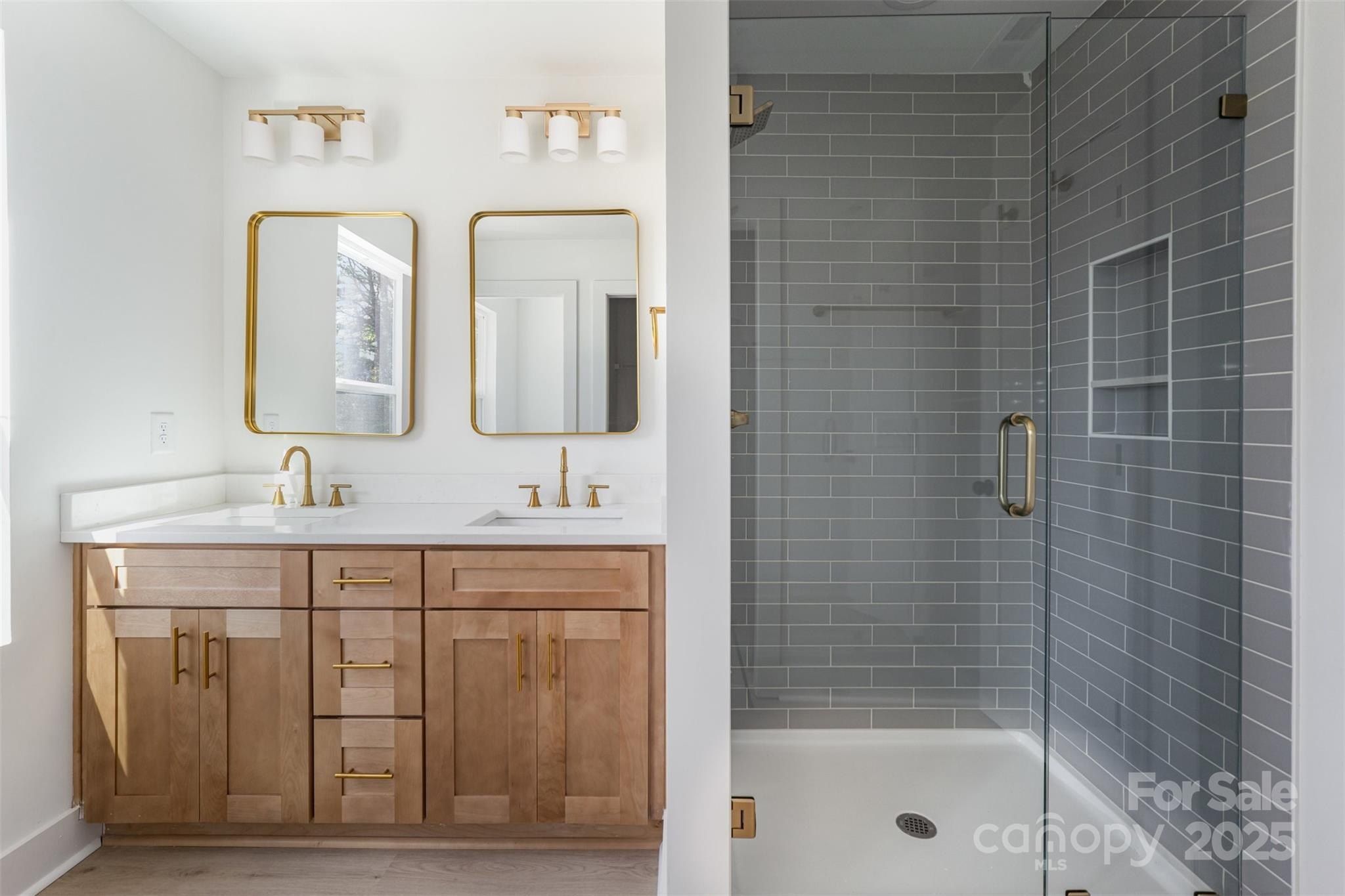 606 6Th Street Court Nw. Conover, NC 28613