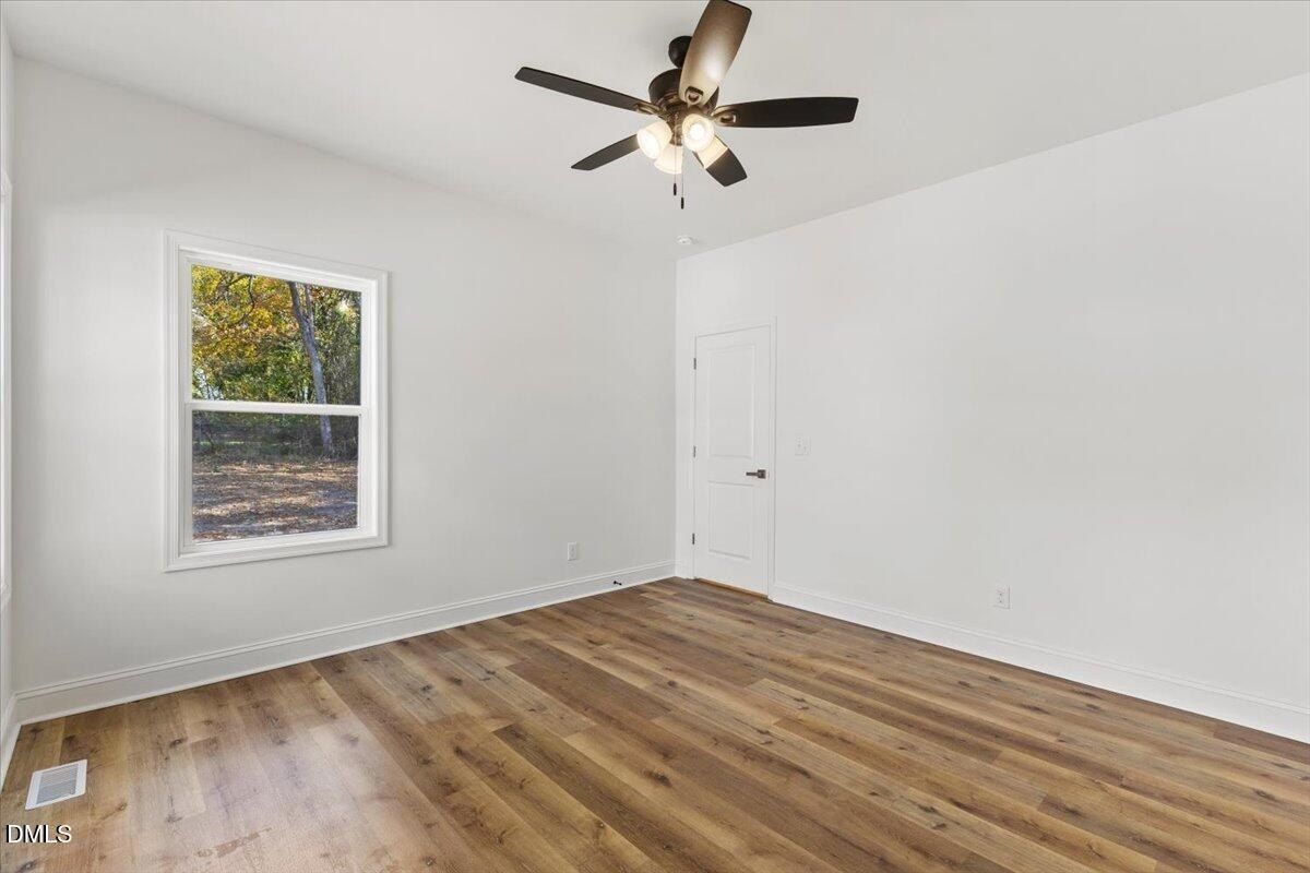 1725 Glenn Street. Burlington, NC 27217