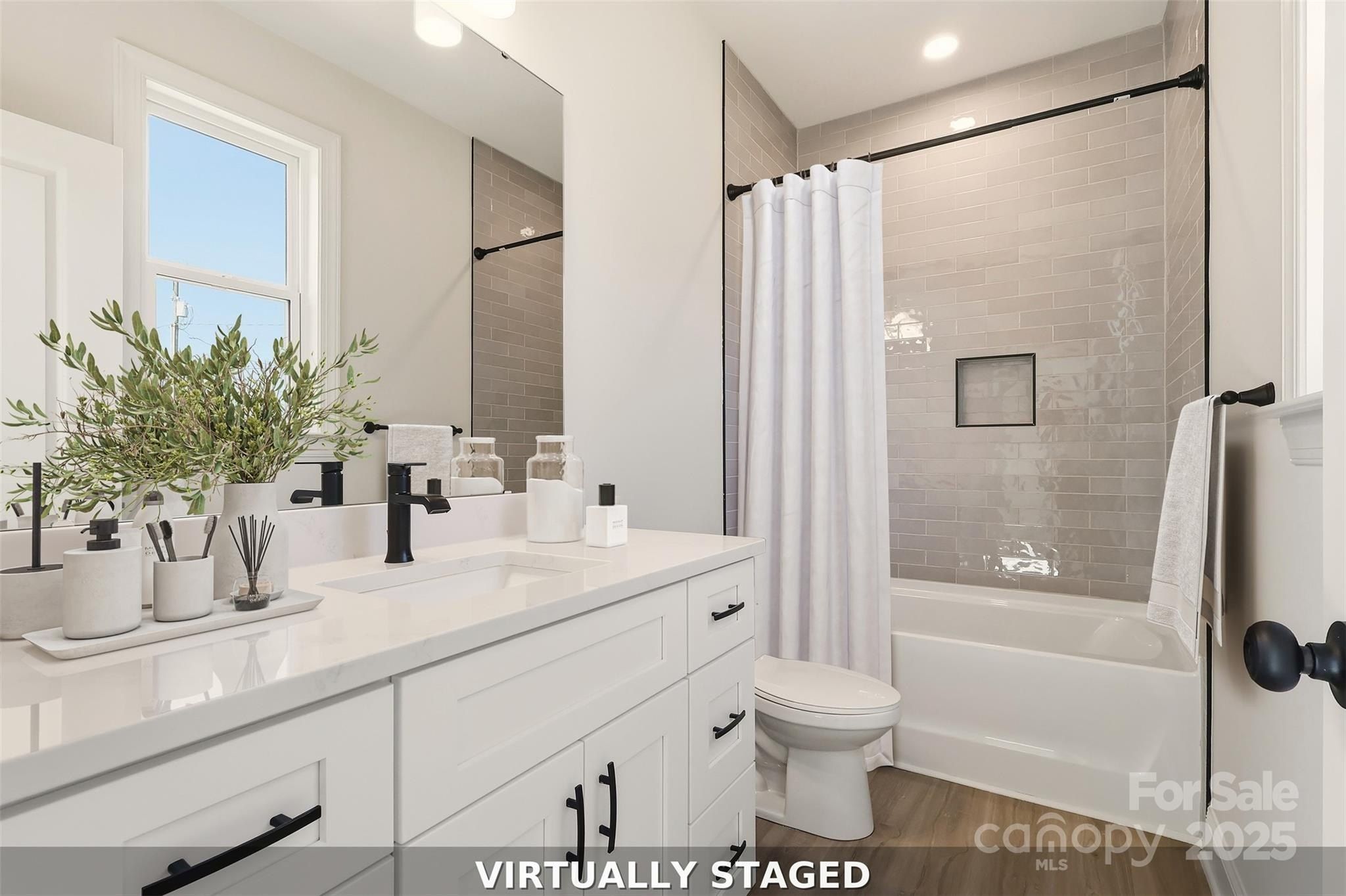 8 Colonial Avenue. Granite Falls, NC 28630