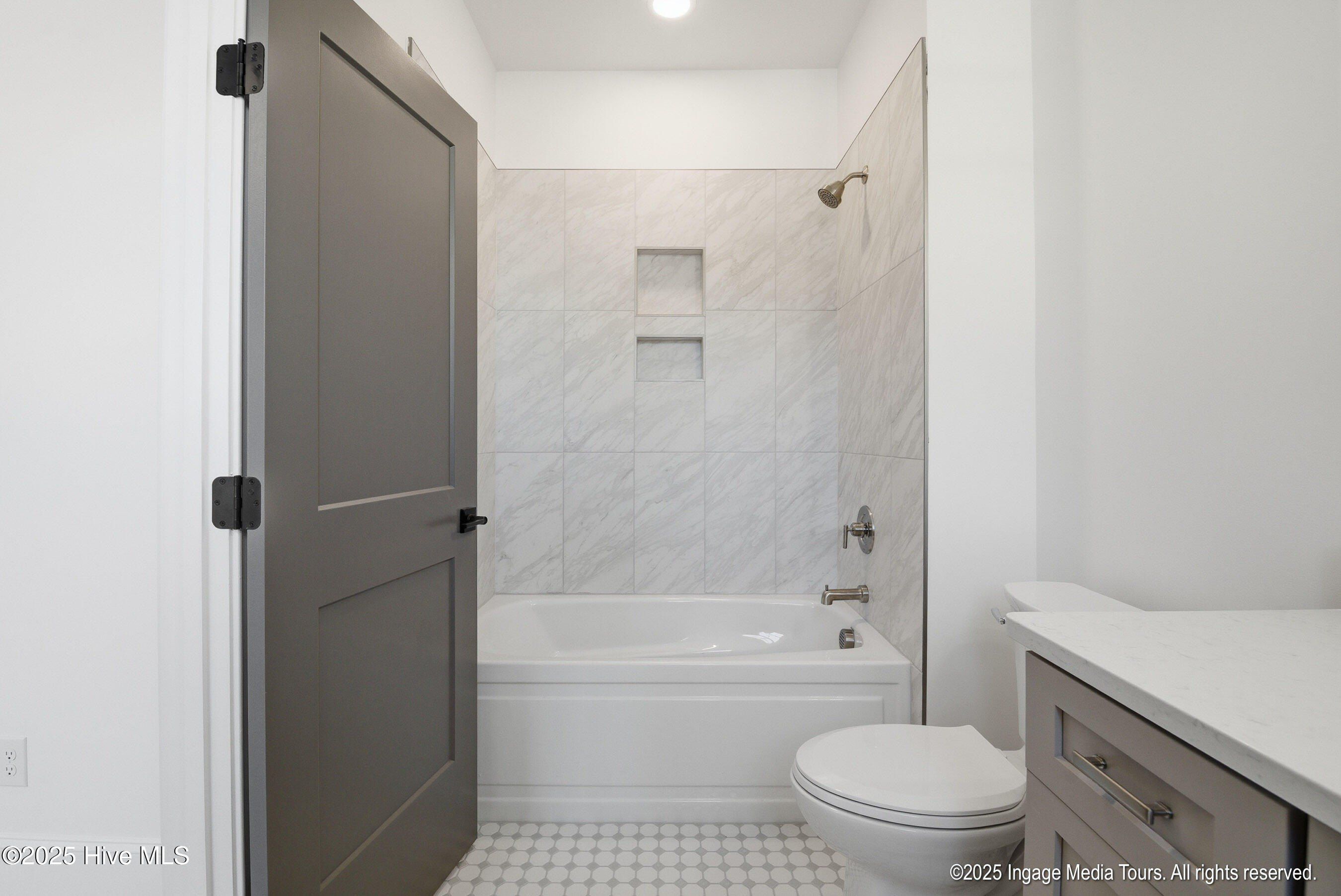 700 Remington Drive Lot 6. Greenville, NC 27858